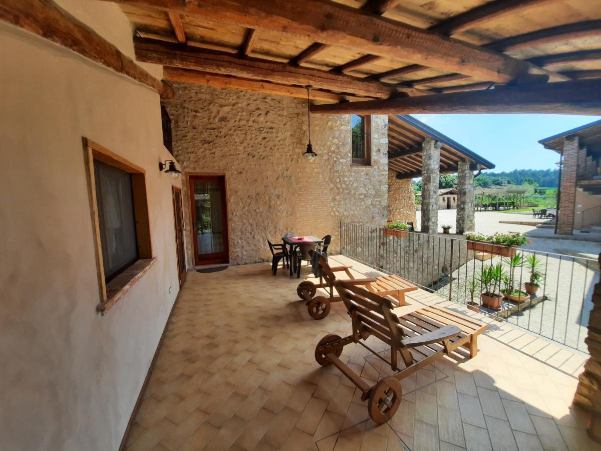 Corte Davini Agriturismo Monzambano Dış mekan fotoğraf