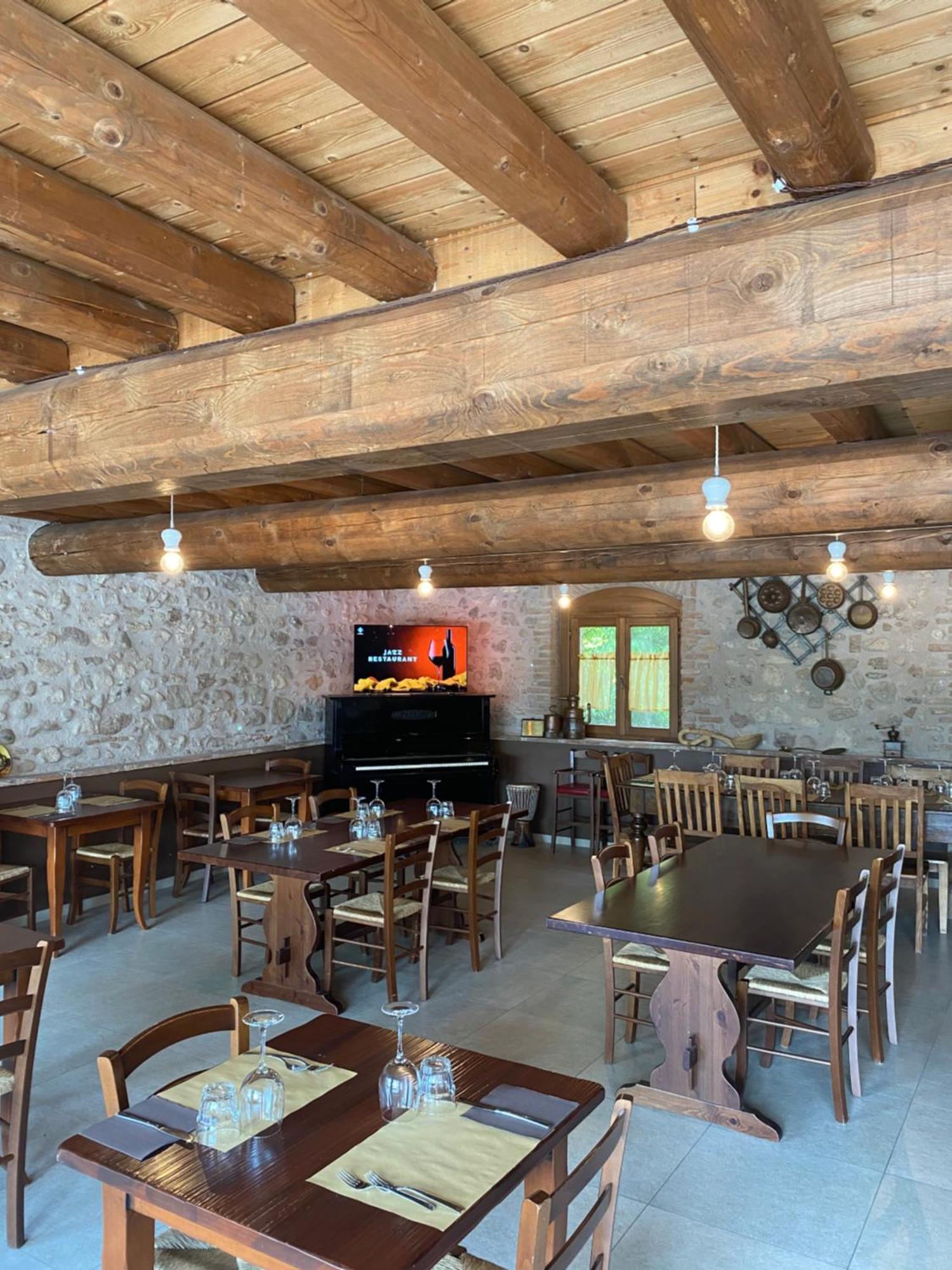 Corte Davini Agriturismo Monzambano Dış mekan fotoğraf