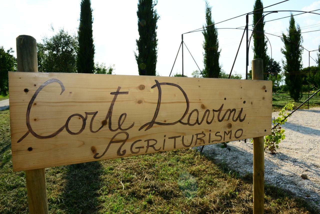 Corte Davini Agriturismo Monzambano Dış mekan fotoğraf
